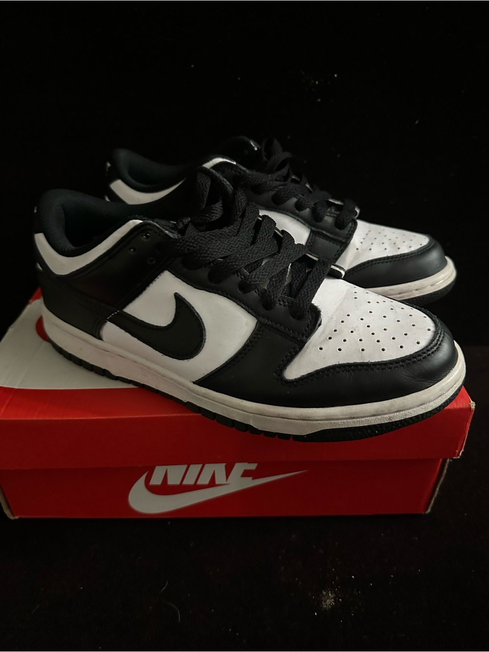 Nike Dunk Low GS "Panda" (CW1590-100) Size 7Y Women's 8.5 - Like New with box